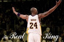 詹姆斯重要时刻比赛规则变更，巴黎圣日耳曼带队取胜！赛场气氛高涨